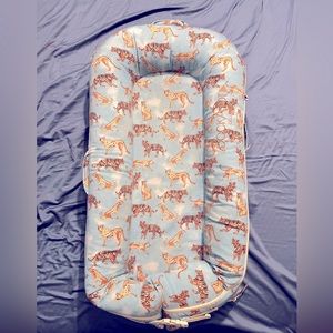 DockATot Deluxe+ Dock - Jungle Cat for 0-8 mos